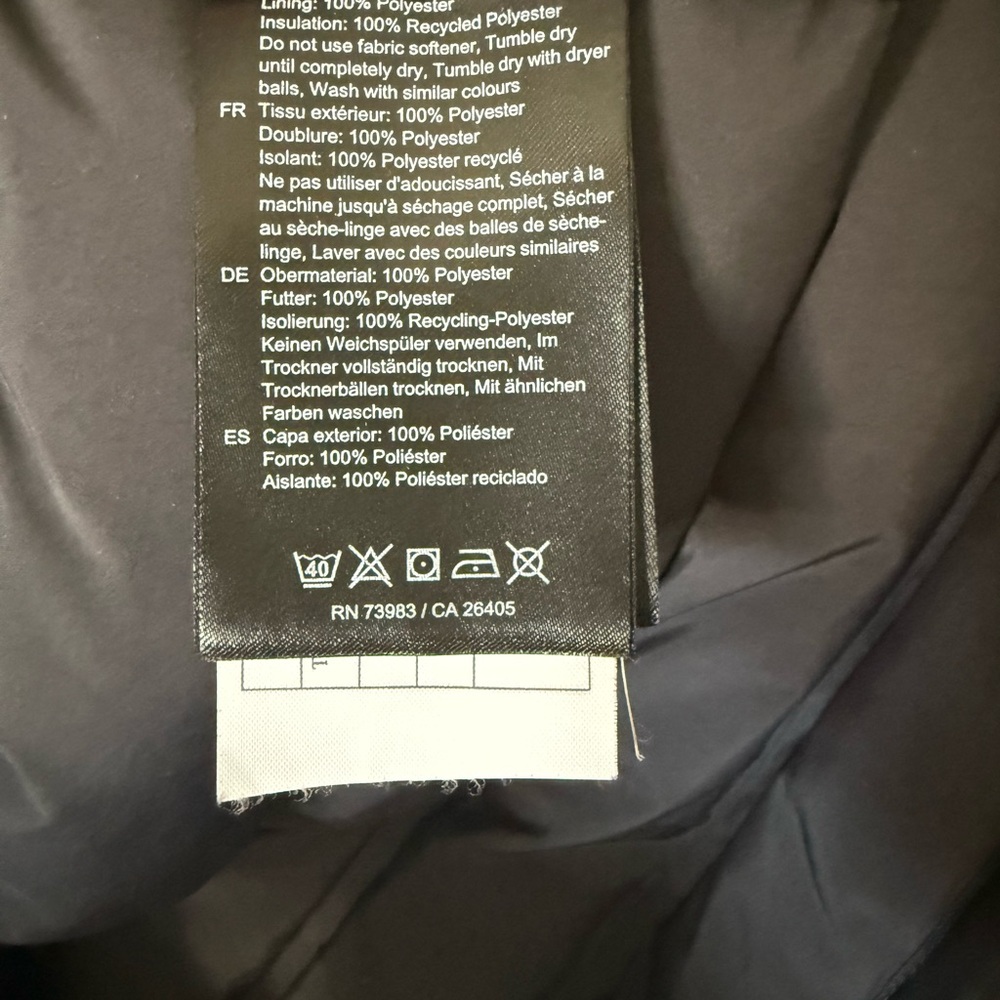 Helly Hansen Women's Black Mono Material Insulator Size Medium NWOT - Picture 7 of 8